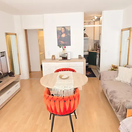 2 X Bei Augsburger Platz 1x Nr 5 - Mit Balkon Und Parkplatz Und 1 X Nr5-b - 2 Zw Ohne Balkon Und Parkplatz * Stoccarda