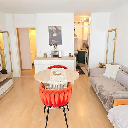 Nr 5 Bei Augsburger Platz Apartment
