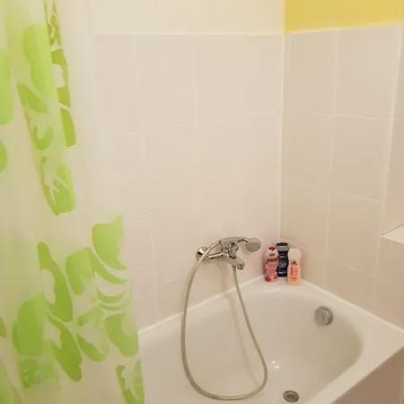 2 X Bei Augsburger Platz 1x Nr 5 - Mit Balkon Und Parkplatz Und 1 X Nr5-b - 2 Zw Ohne Balkon Und Parkplatz Apartament