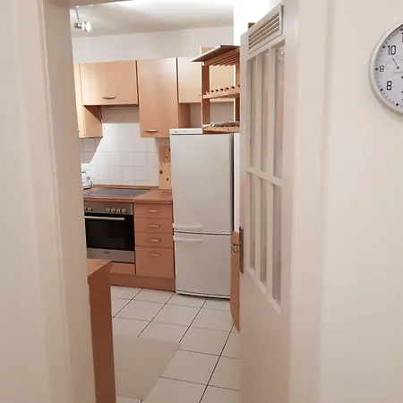 2 X Bei Augsburger Platz 1x Nr 5 - Mit Balkon Und Parkplatz Und 1 X Nr5-b - 2 Zw Ohne Balkon Und Parkplatz *