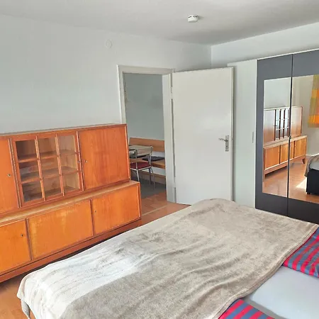 2 X Bei Augsburger Platz 1x Nr 5 - Mit Balkon Und Parkplatz Und 1 X Nr5-b - 2 Zw Ohne Balkon Und Parkplatz *