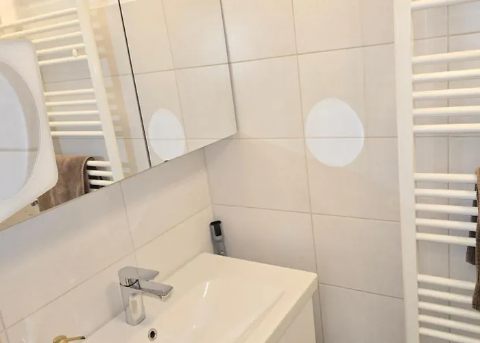 2 X Bei Augsburger Platz 1x Nr 5 - Mit Balkon Und Parkplatz Und 1 X Nr5-b - 2 Zw Ohne Balkon Und Parkplatz Apartman *