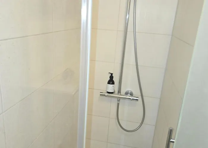 2 X Bei Augsburger Platz 1x Nr 5 - Mit Balkon Und Parkplatz Und 1 X Nr5-b - 2 Zw Ohne Balkon Und Parkplatz Stuttgart