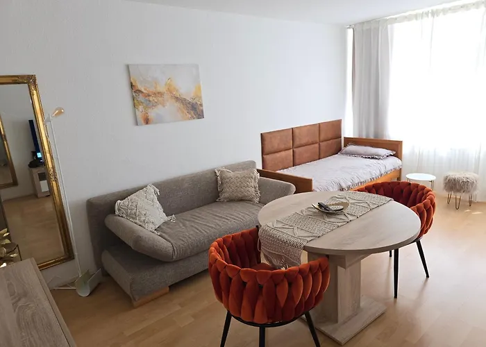 Apartman 2 X Bei Augsburger Platz 1x Nr 5 - Mit Balkon Und Parkplatz Und 1 X Nr5-b - 2 Zw Ohne Balkon Und Parkplatz Stuttgart