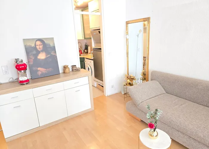 2 X Bei Augsburger Platz 1x Nr 5 - Mit Balkon Und Parkplatz Und 1 X Nr5-b - 2 Zw Ohne Balkon Und Parkplatz *