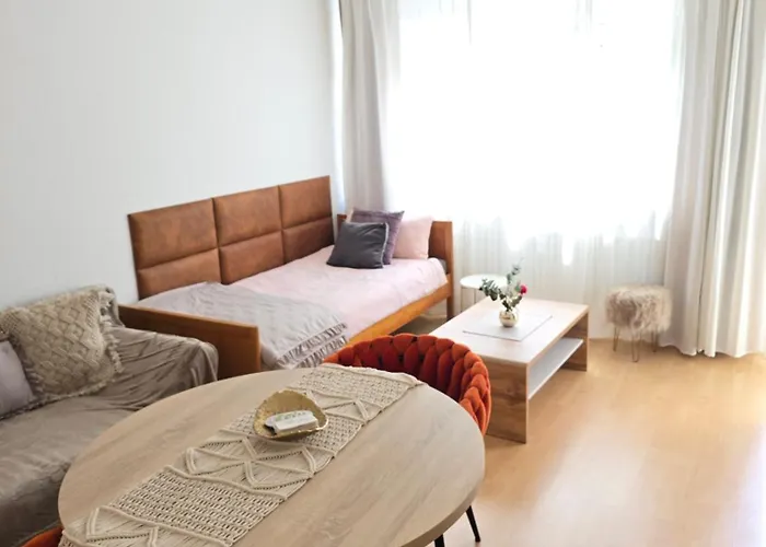 2 X Bei Augsburger Platz 1x Nr 5 - Mit Balkon Und Parkplatz Und 1 X Nr5-b - 2 Zw Ohne Balkon Und Parkplatz Apartman