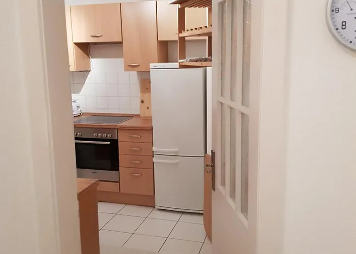 2 X Bei Augsburger Platz 1x Nr 5 - Mit Balkon Und Parkplatz Und 1 X Nr5-b - 2 Zw Ohne Balkon Und Parkplatz *