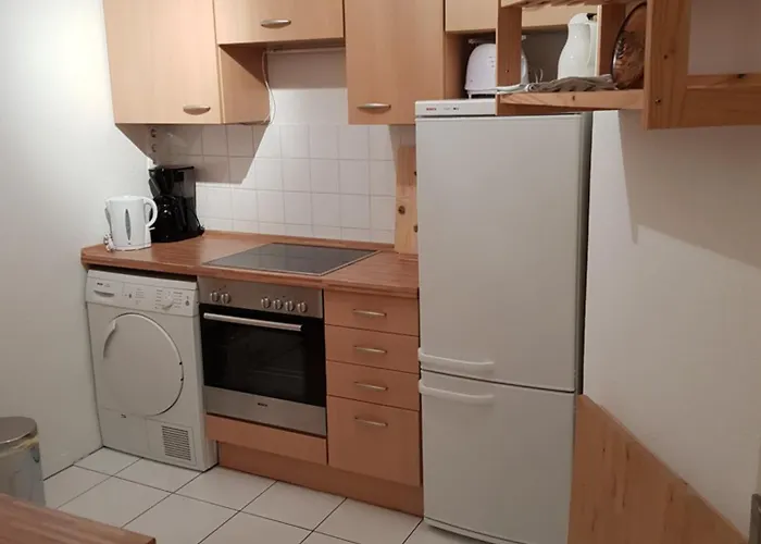 2 X Bei Augsburger Platz 1x Nr 5 - Mit Balkon Und Parkplatz Und 1 X Nr5-b - 2 Zw Ohne Balkon Und Parkplatz