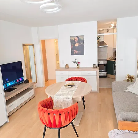 דירה 2 X Bei Augsburger Platz 1x Nr 5 - Mit Balkon Und Parkplatz Und 1 X Nr5-b - 2 Zw Ohne Balkon Und Parkplatz *