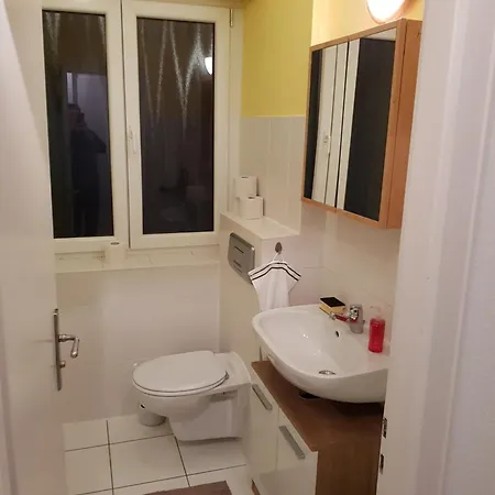 דירה 2 X Bei Augsburger Platz 1x Nr 5 - Mit Balkon Und Parkplatz Und 1 X Nr5-b - 2 Zw Ohne Balkon Und Parkplatz שטוטגרט